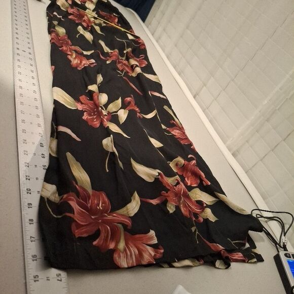 Tommy Bahama Size 12 Black Floral Silk Sleeveless Flowy Tropical Maxi Dress - Picture 8 of 9